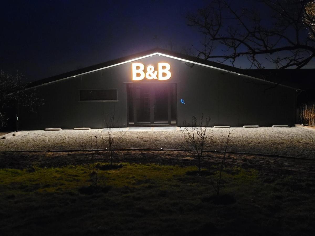 Hippe Schuur Bed & Breakfast Tytsjerk Exterior foto
