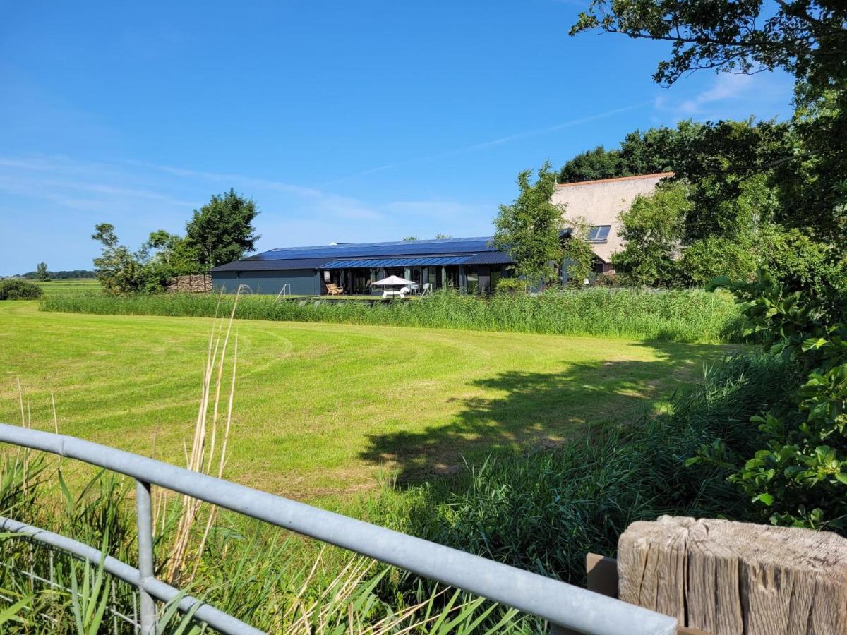 Hippe Schuur Bed & Breakfast Tytsjerk Exterior foto