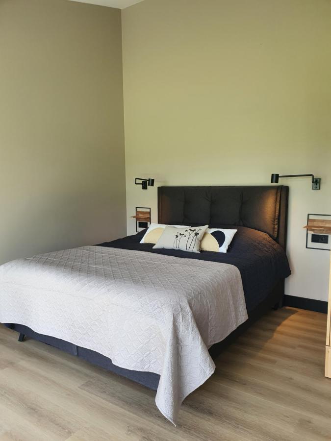 Hippe Schuur Bed & Breakfast Tytsjerk Exterior foto