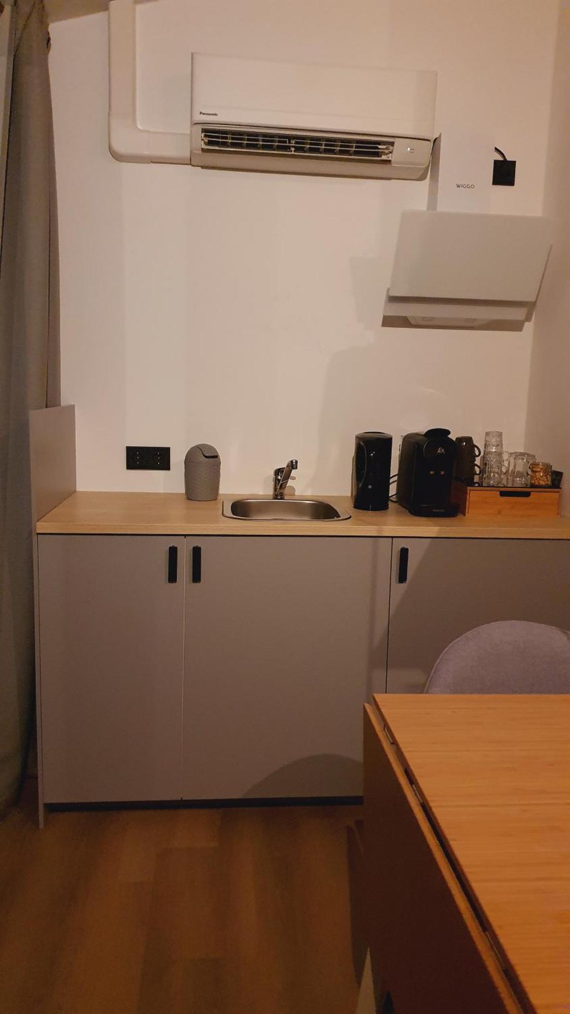 Hippe Schuur Bed & Breakfast Tytsjerk Exterior foto